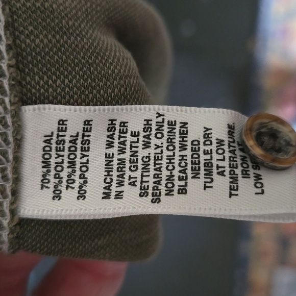 Saks Fifth Avenue short sleeve shirt - Picture 9 of 12